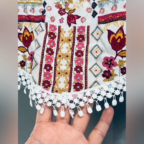 HM COACHELLA OFFICIAL COLLECTION Women's Tank Top Size 6 Keyhole Back Floral - Picture 7 of 9